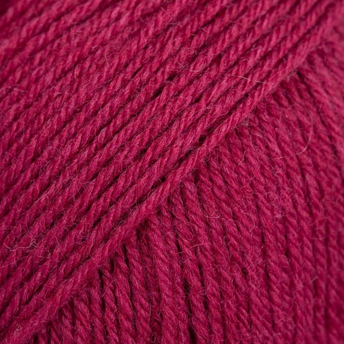 DROPS Fabel Uni Colour - 113 robijnrood - Wol Garen