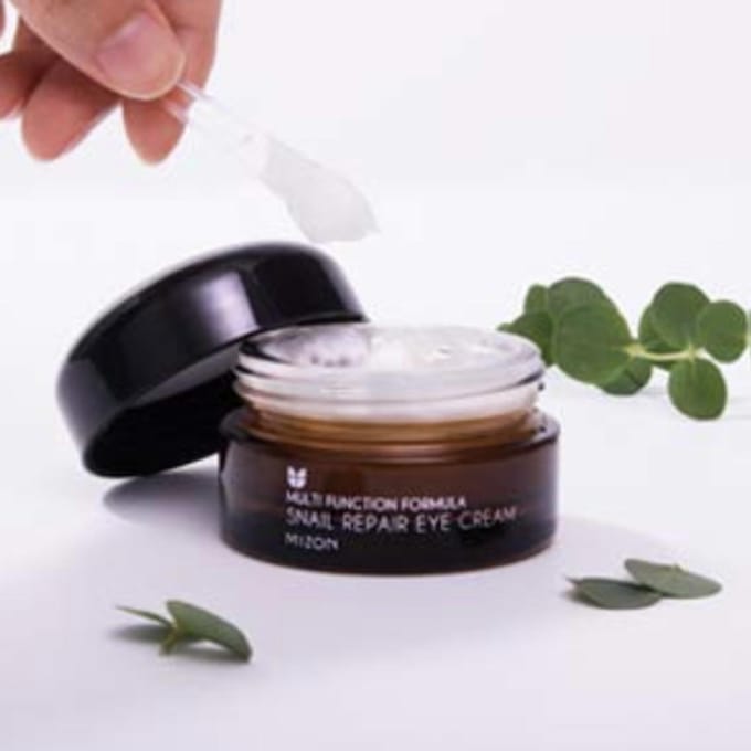 MIZON Crème réparatrice pour les yeux à l'escargot 25 ml gray