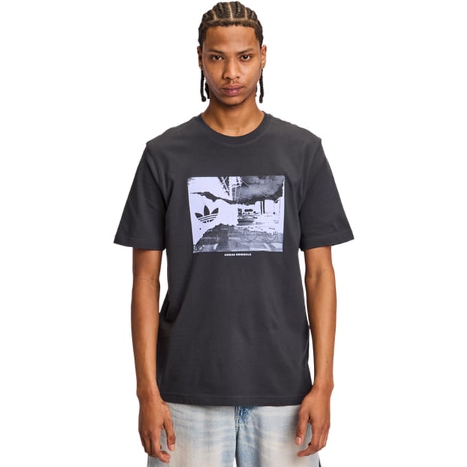 Adidas Graphics T-shirts Heren - Grijs - Maat M