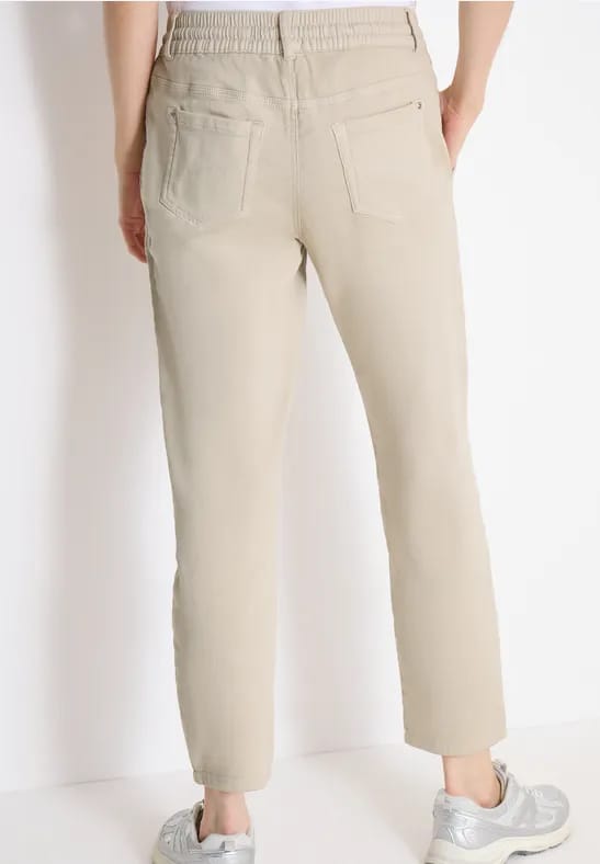 Mid Waist Slim Legs broek in Loose Fit