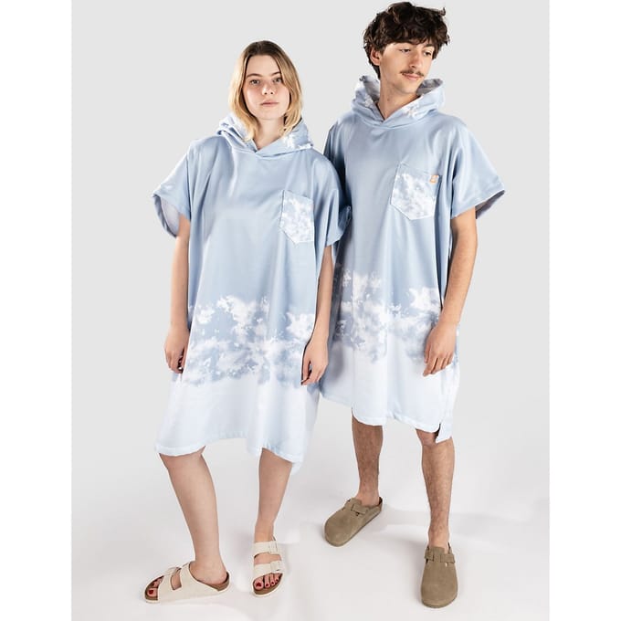 Poncho After Essentials Gradient