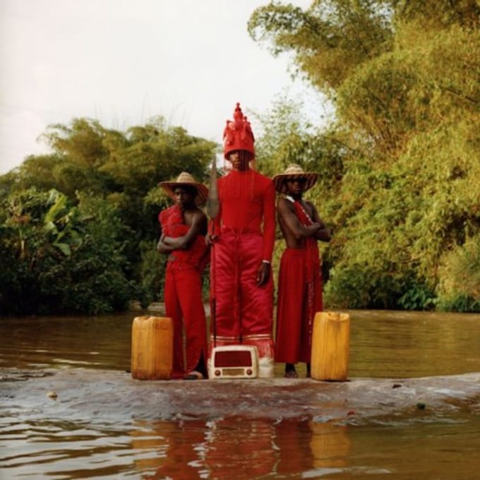 La Maison Noir / The Black House - Petite Noir
