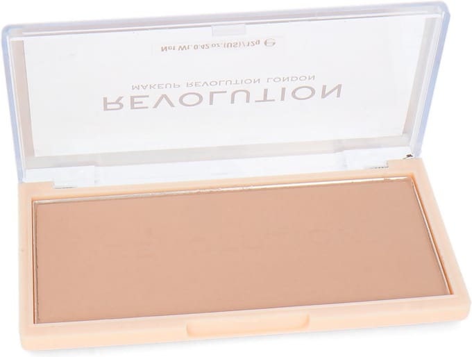 Makeup Revolution Matte Base Pressed Powder - P7 (licht beschadigd doosje)