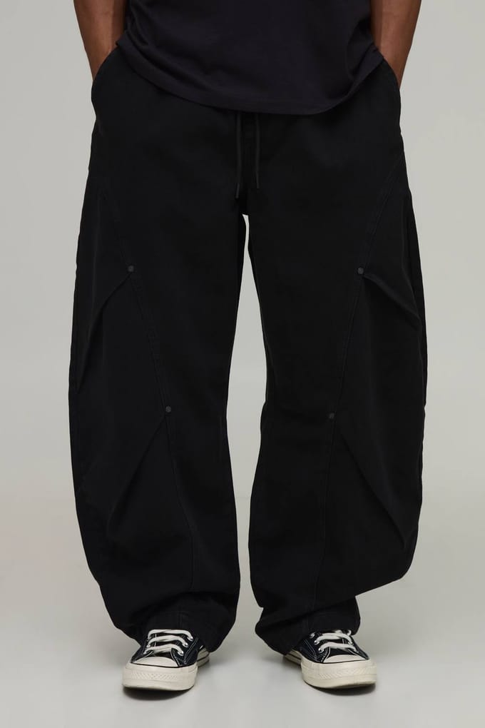 Ballonmodel Broek Met Elastische Taille, Dubbele Beenplooi En Twill Stof | Black | Size Medium