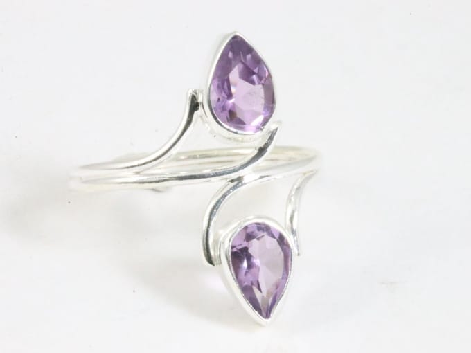 Fijne zilveren ring met amethist - maat 19.5