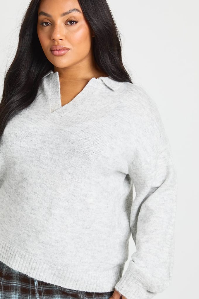 boohoo Dames PLUS MET KRAGEN EN V-HALS GEBREIDE TOP | Grey | Maat: 22