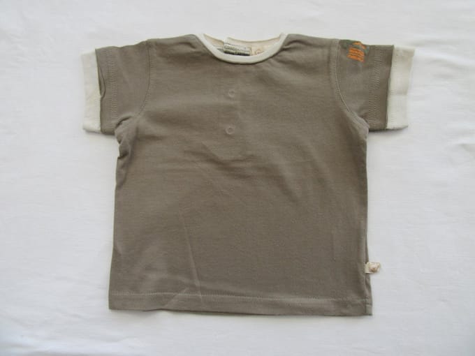 noukie's , jongens ,t-shirt korte mouw , kaki , 18 maand 86