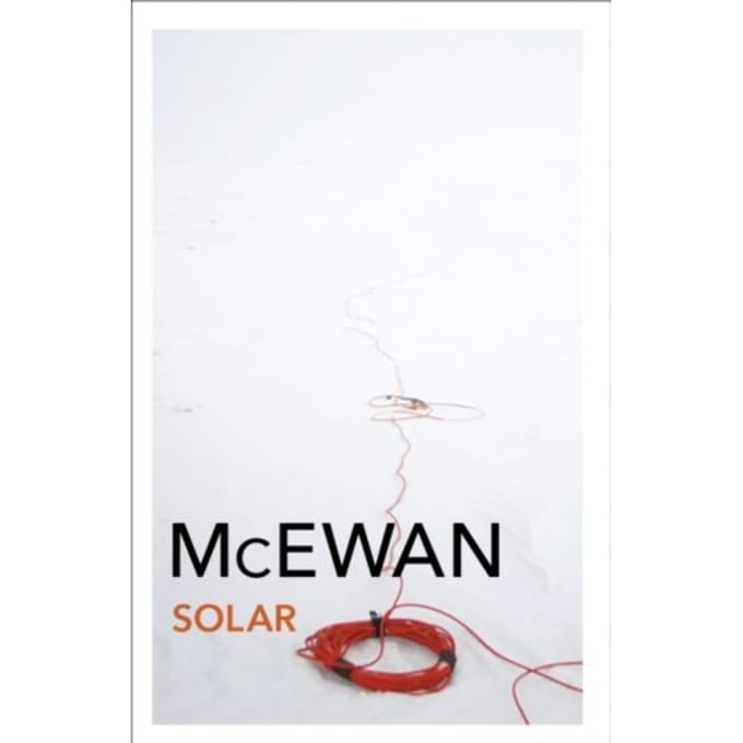 Solar door Ian McEwan Paperback Boek 9780099549024