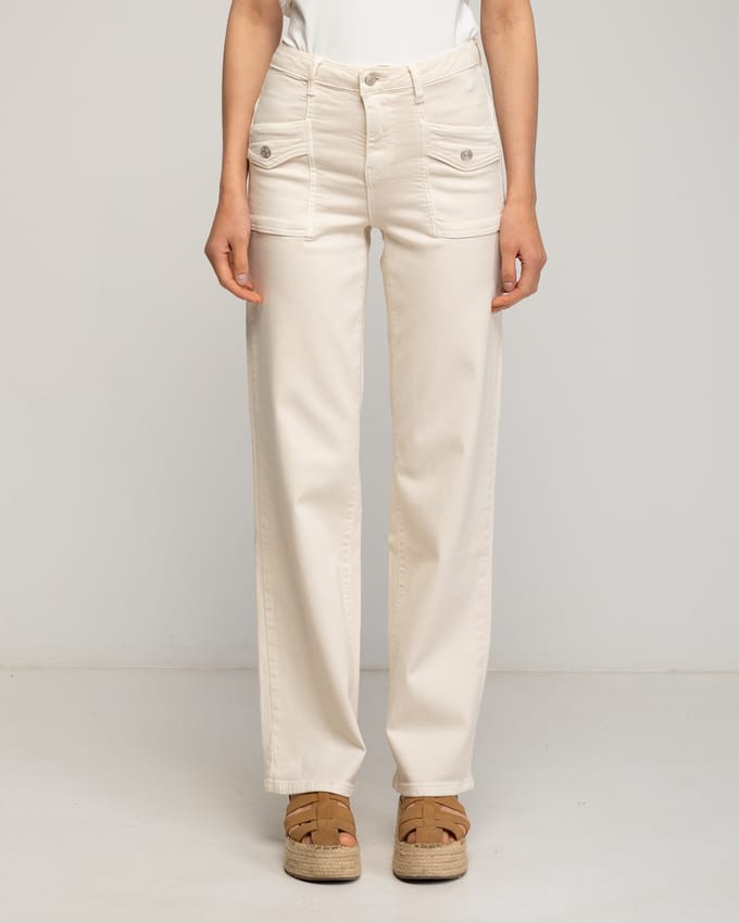 Jeans met knoopdetail