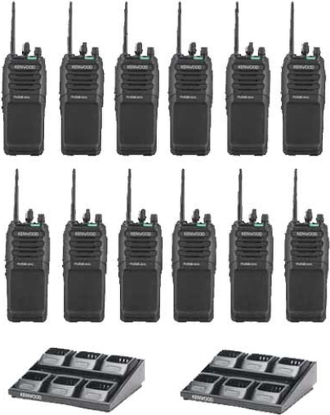 Set van 12 Kenwood TK-3701D IP55 Portofoon met 2 multiladers