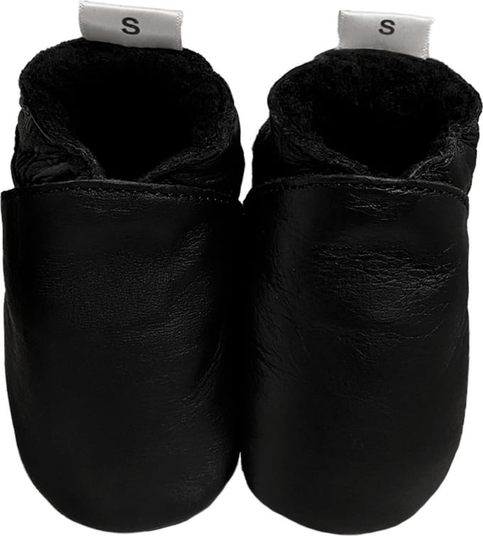 BabySteps winterslofjes Effen Zwart maat 16/17