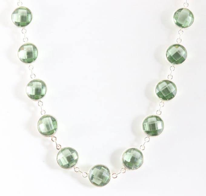 Zilveren collier met groene amethist