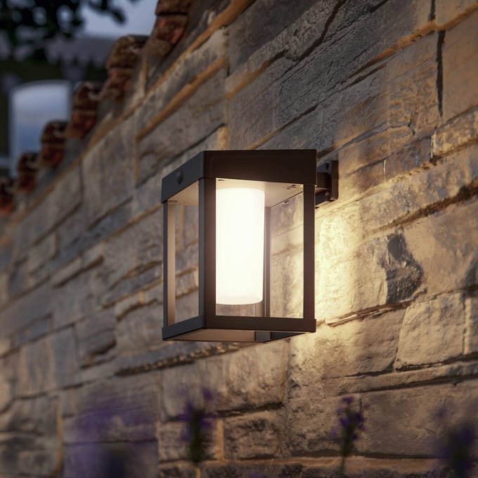 Philips Camill solar wandlamp vierkant - Ultra Efficient - met opaal lichtelement