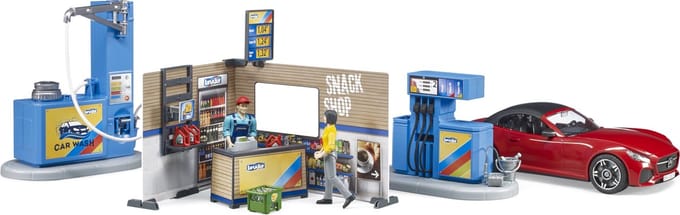 Tankstation en car wash van Bruder