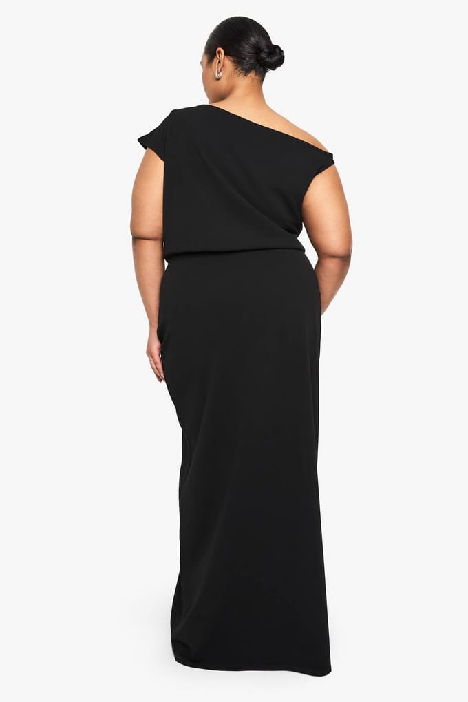 boohoo Dames PLUS GERAAFFELDE ASYMmetrische MAXI-JURK | Black | Maat: 22