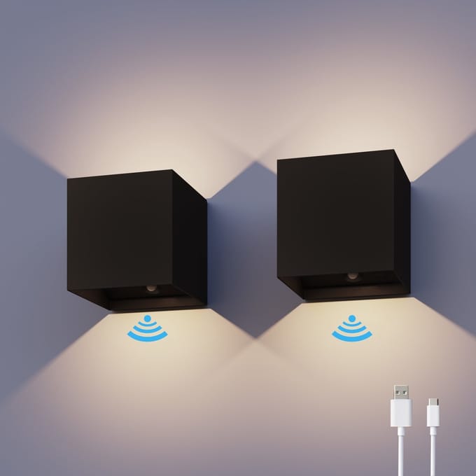 Calex Oplaadbare Wandlamp Kubus - Set van 2 - Warm Wit Licht - Binnen en Buiten - Waterdicht - Draadloos - USB-C Oplaadbaar - Bewegingssensor