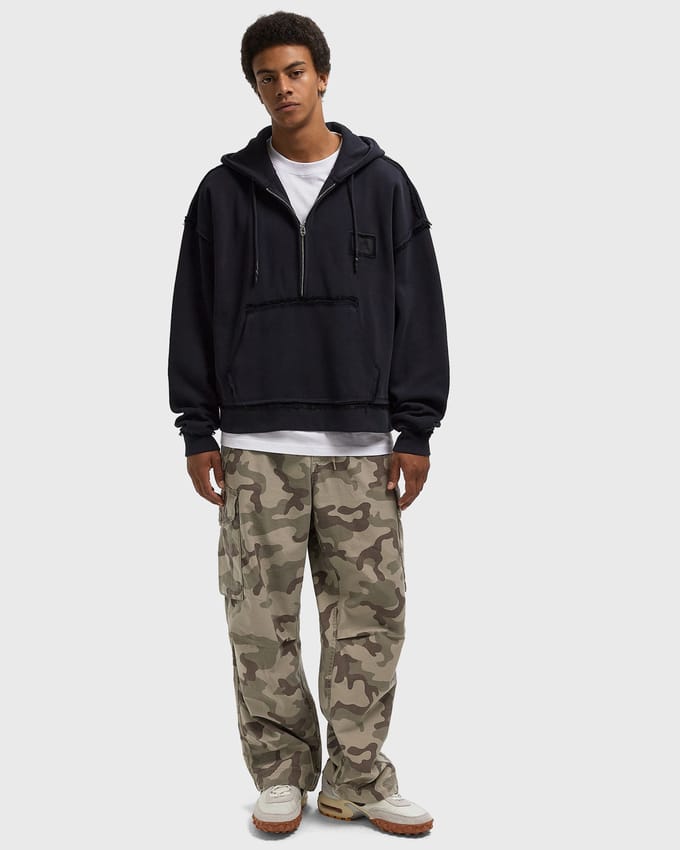 HALF ZIP HOODIE