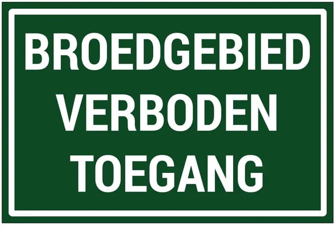 Broedgebied verboden toegang sticker | 45 x 30 cm