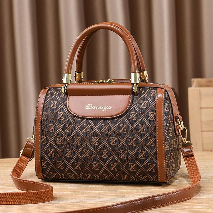 Nieuwe Dames Middelbare Leeftijd Moeder Tas Mode Kussen Tas 100 Schouder Crossbody Boston Dames Tas . brown