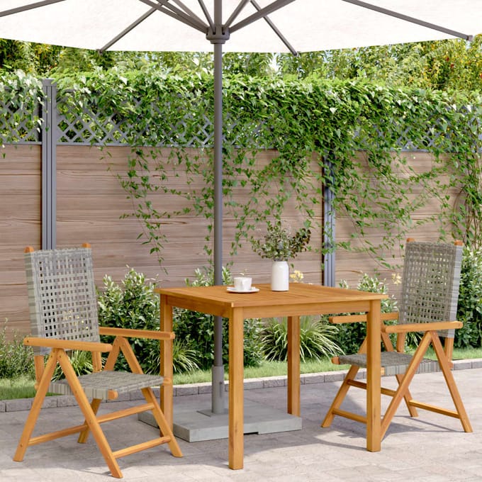 vidaXL - Opklapbare - stoelen, - 2 - stuks, - grijs, - massief - acaciahout - en - polyrotan.