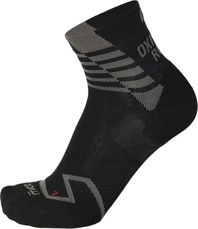 Mico Compression Oxi-Jet Run Ankle Socks