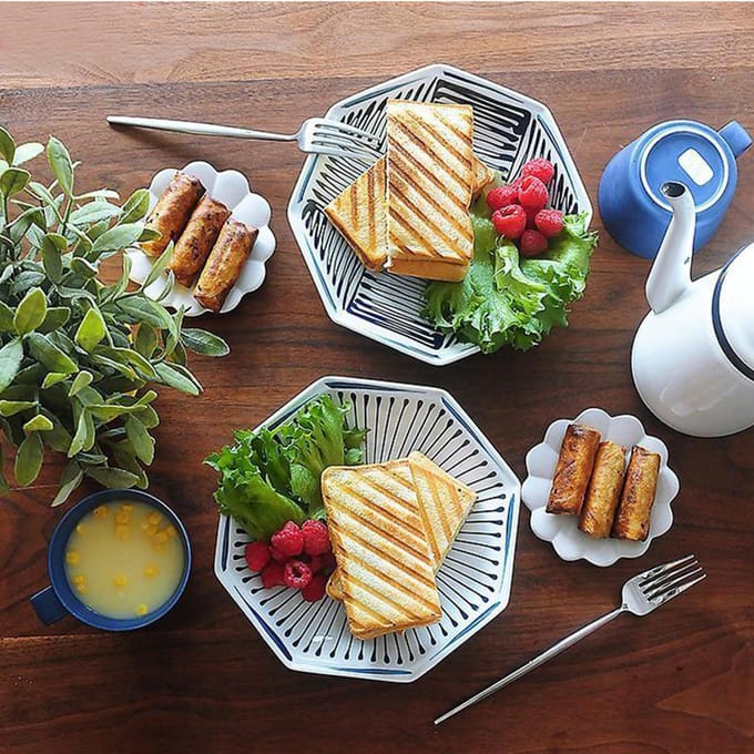 Geroosterde Sandwichmaker Gegrilde Sandwich Panini Maker met antiaanbaklaag en geïsoleerde handgreep Hot Sandwich zwart