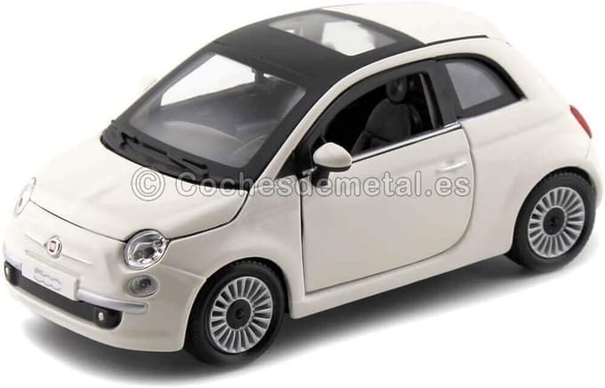 Schaalmodel Witte Fiat Nuova 500 uit 2007 in Schaal 1:24