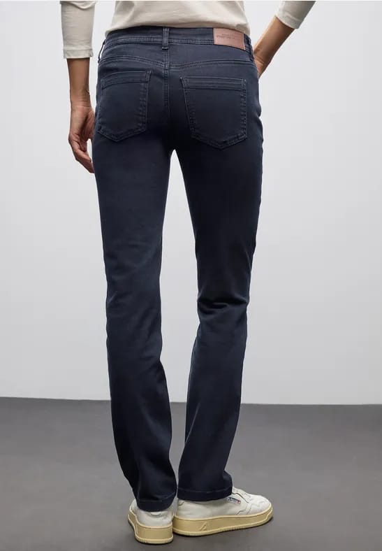 Straight Legs jeans