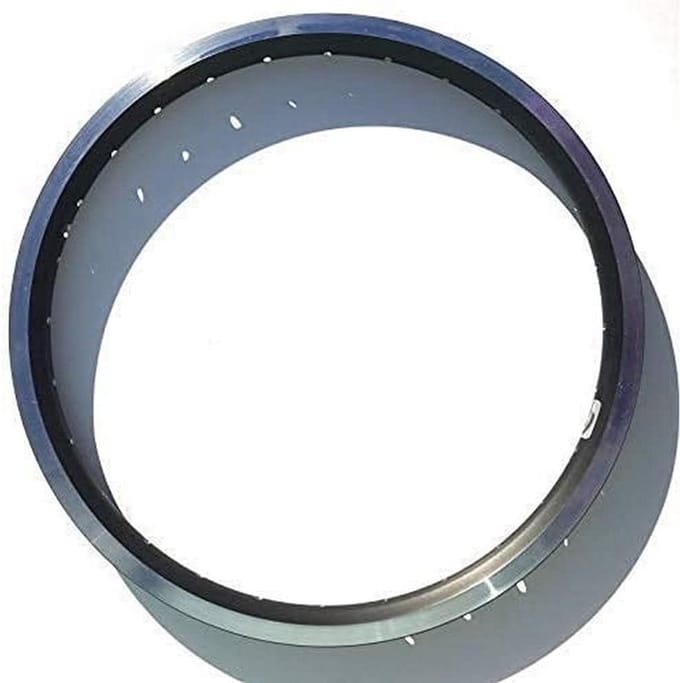 Brompton ZWART 16 x 1 3/8" dubbele muur rechte geboorde velg, 28 hole