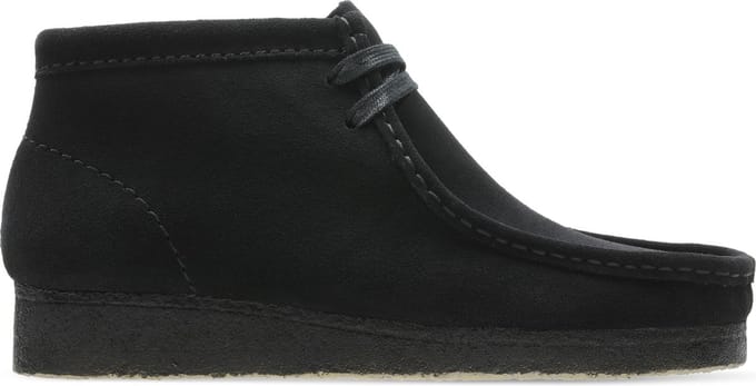 CLARKS Schnürschuhe Wallabee Boot. Black Sde