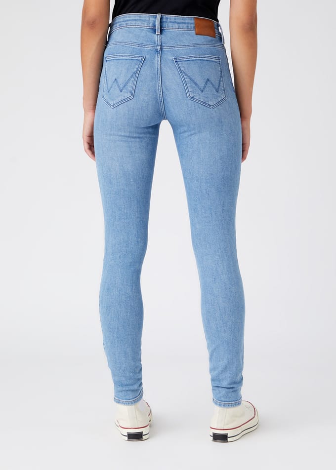 Wrangler Skinny in the clouds