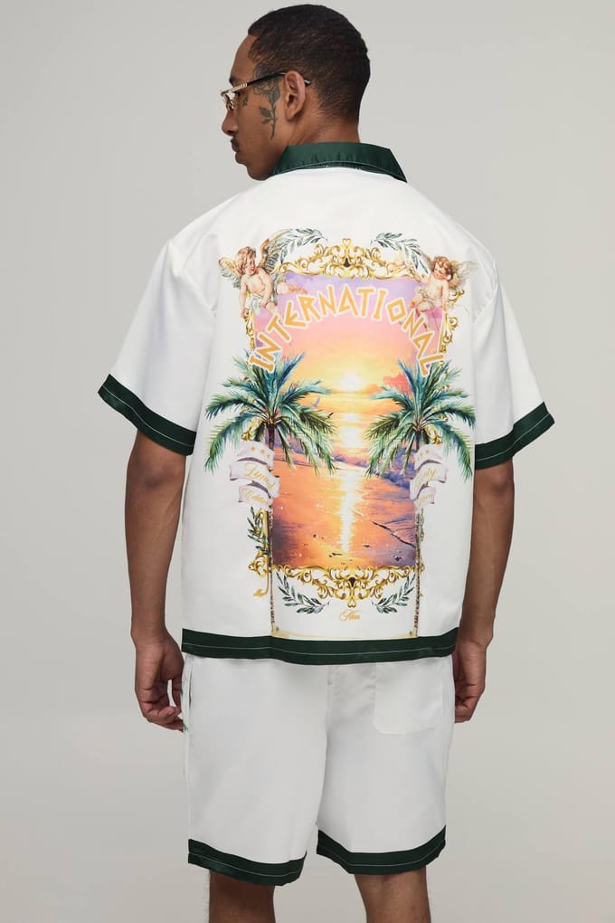 Oversized Shirt Met Korte Mouw En Short Set Met Locatieprint In Satijn | Green | Size Medium