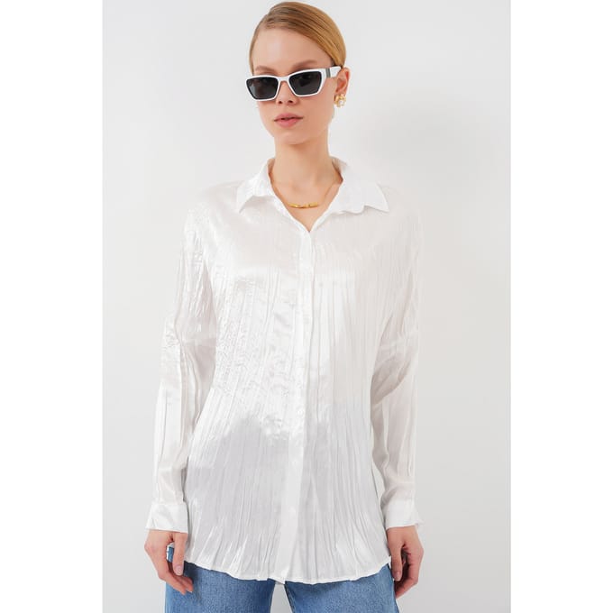 Gestructureerde Satijnen Lange Mouw Shirt met Knopen Sluiting