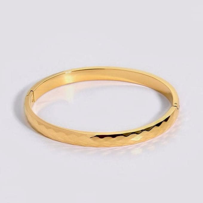 Gouden Bangle Armband – Tijdloze Klassieker | Twinolo