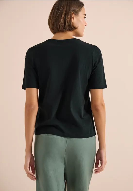 Basic Shirt met V-hals