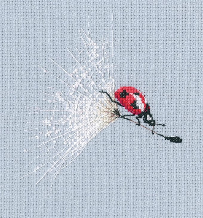 RTO borduurpakket Ladybug on the Parachute M756