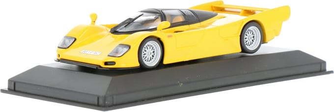 Porsche Dauer 962 Street Version Spielwarenmesse Nürnberg 2002 - 1:43 - Minichamps