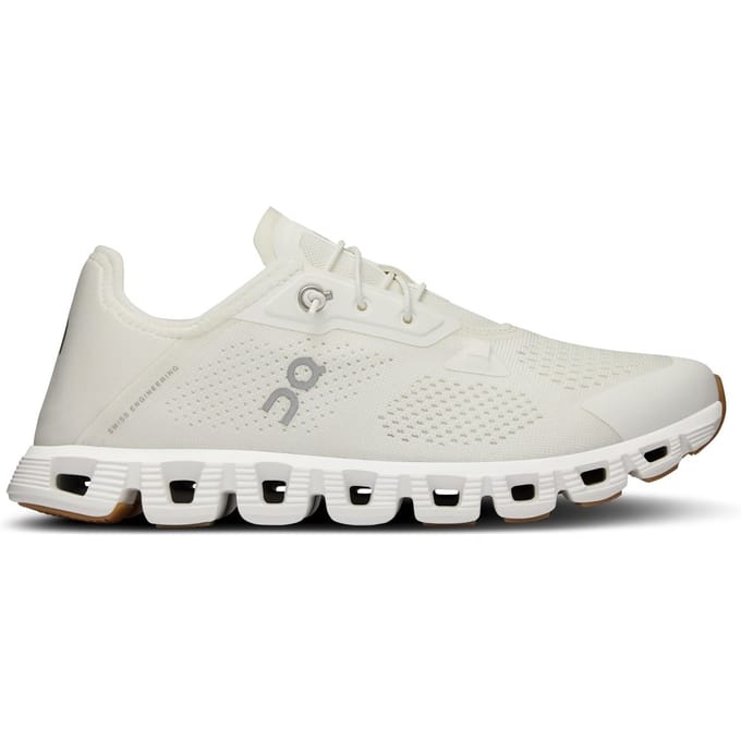 On Cloud 5 Coast W All White Maat: 40.5 | Sneakers Outlet | Dames | Wit