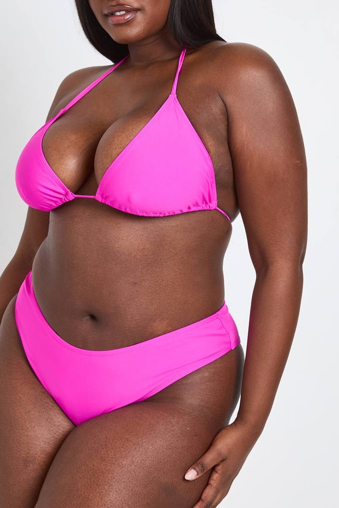 boohoo Dames Plus Essentials Effen Bikinislip | Fuchsia | Maat: 48