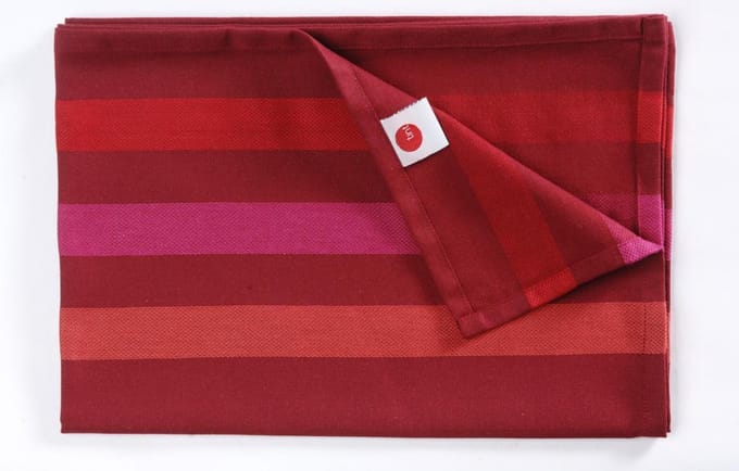 TINT BANDE RAYE SATIN TAFELLOPER 50X150 CHILI