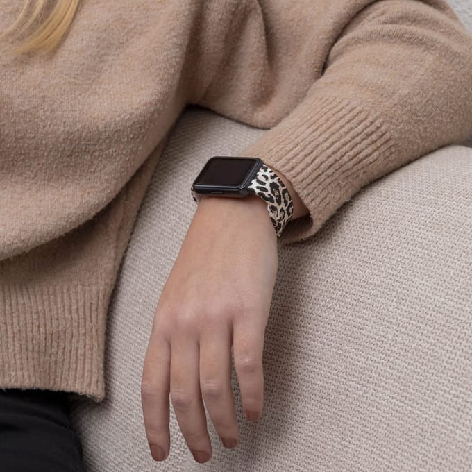 Strap-it Lucky Leopard Siliconen bandje met gespsluiting - geschikt voor de Samsung Galaxy Fit 3