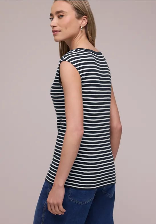 Shirt met knoopdetail