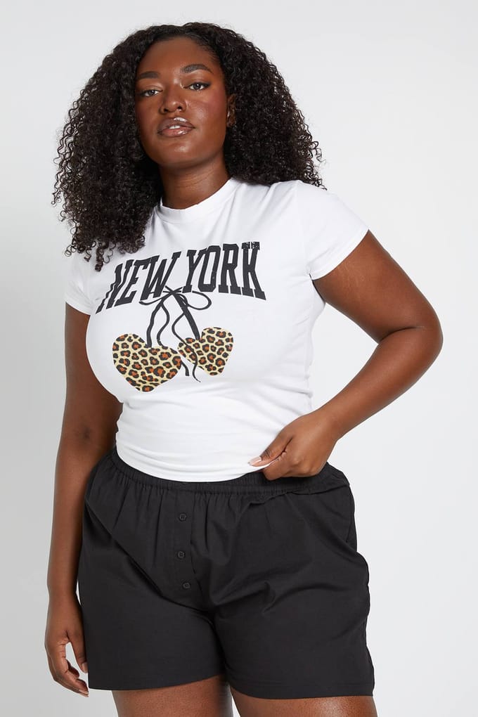 boohoo Dames Plus Poplin Wijdvallende Korte Broek | Zwart | Maat: 48