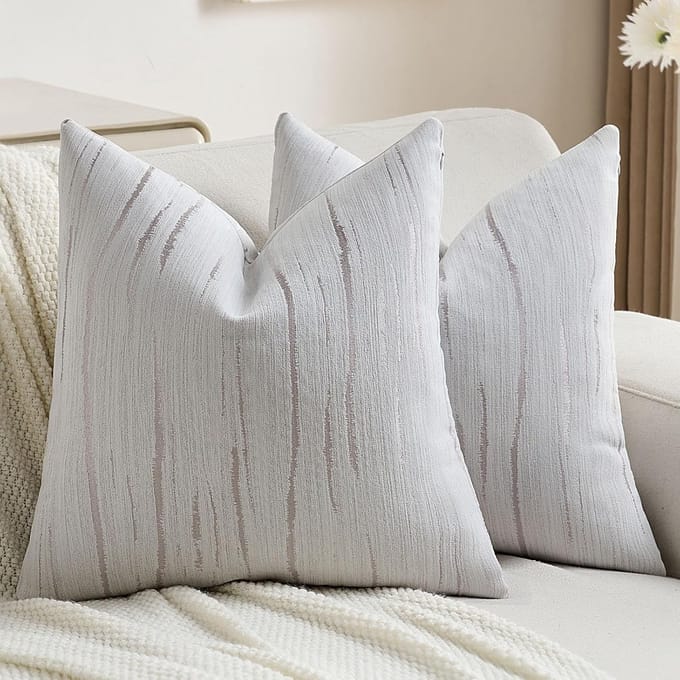 Set van 2 Sierkussenshoezen 55x55 cm Grijs Chenille Streep Modern Woondecoratie