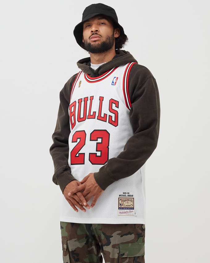 NBA Authentic Jersey Chicago Bulls 1995-96 Michael Jordan #23