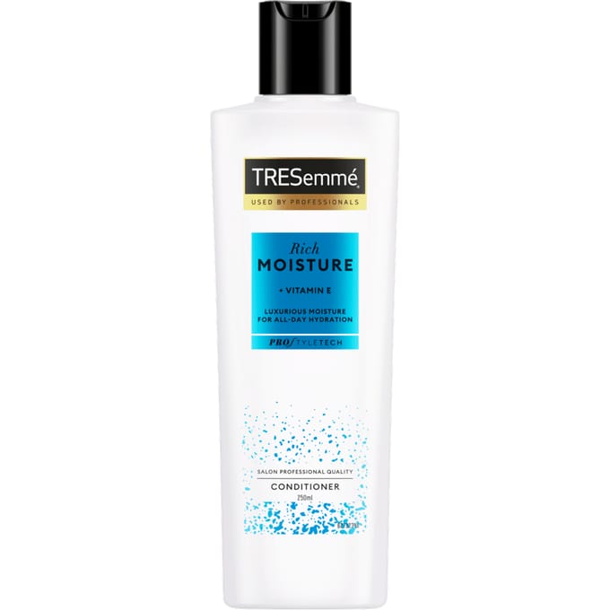Tresemm&eacute; Rich Moisture Conditioner 250 ml
