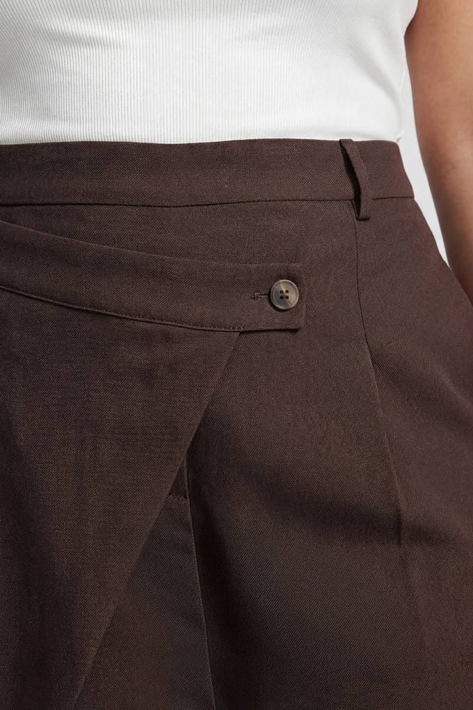 boohoo Dames Plus Ballonbroek Met Overslag Tailleband | Chocolate | Maat: 16