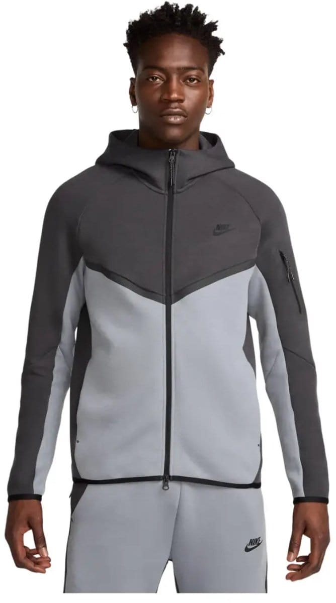 Nike tech fleece full-zip hoodie in de kleur grijs.