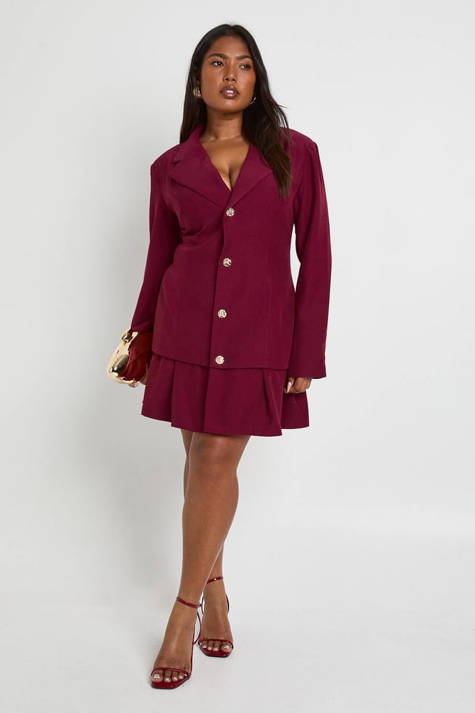 boohoo Dames Plus Blazerjurk met geplooide zoom | Bordeaux Rood | Maat: 48