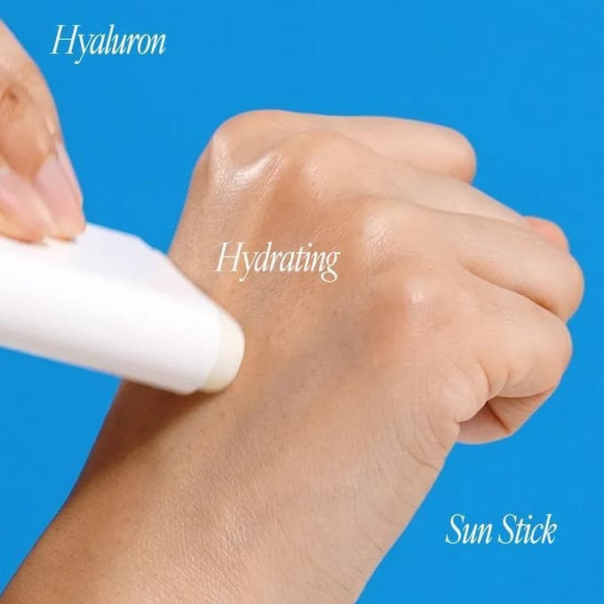 [Manyo Factory] Hyaluron Hydrating Sun Stick SPF 50+ PA++++ 18g white